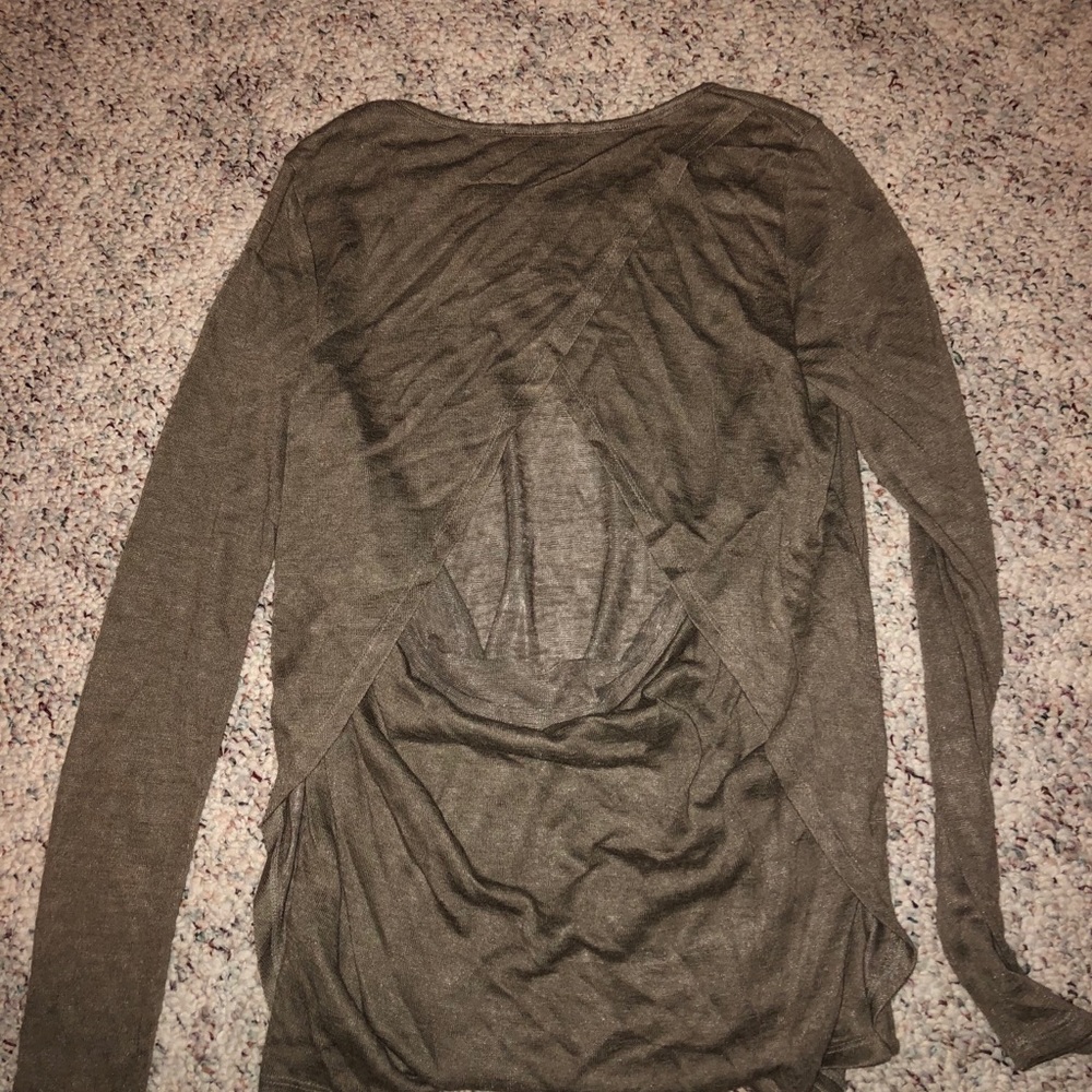Forever 21 cross back cut out long sleeve top